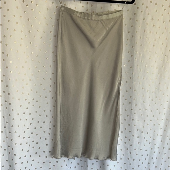 Chic Gray Pencil Skirt for Women - Picture 1 of 11
